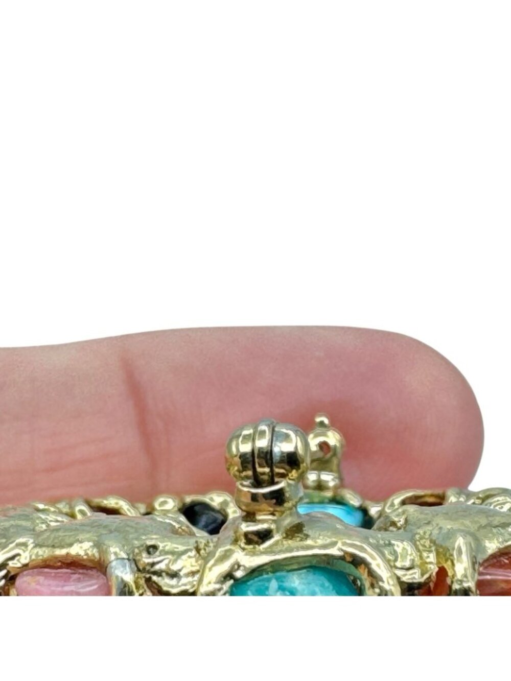 Vintage Multicolor Gemstone Chip Cluster Brooch 70s BOHO Gold Tone Cast Setting - Picture 14 of 16